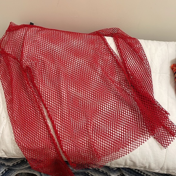 Fishnet top - Picture 2 of 3